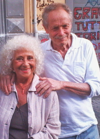 "E' la bellezza pura che sta entrando in mare, illesa da lusinghe di futuro, senza un saluto indietro,come un serpente con la vecchia pelle " Erri De Luca, Storia di Irene, 2013, ed. Feltrinelli