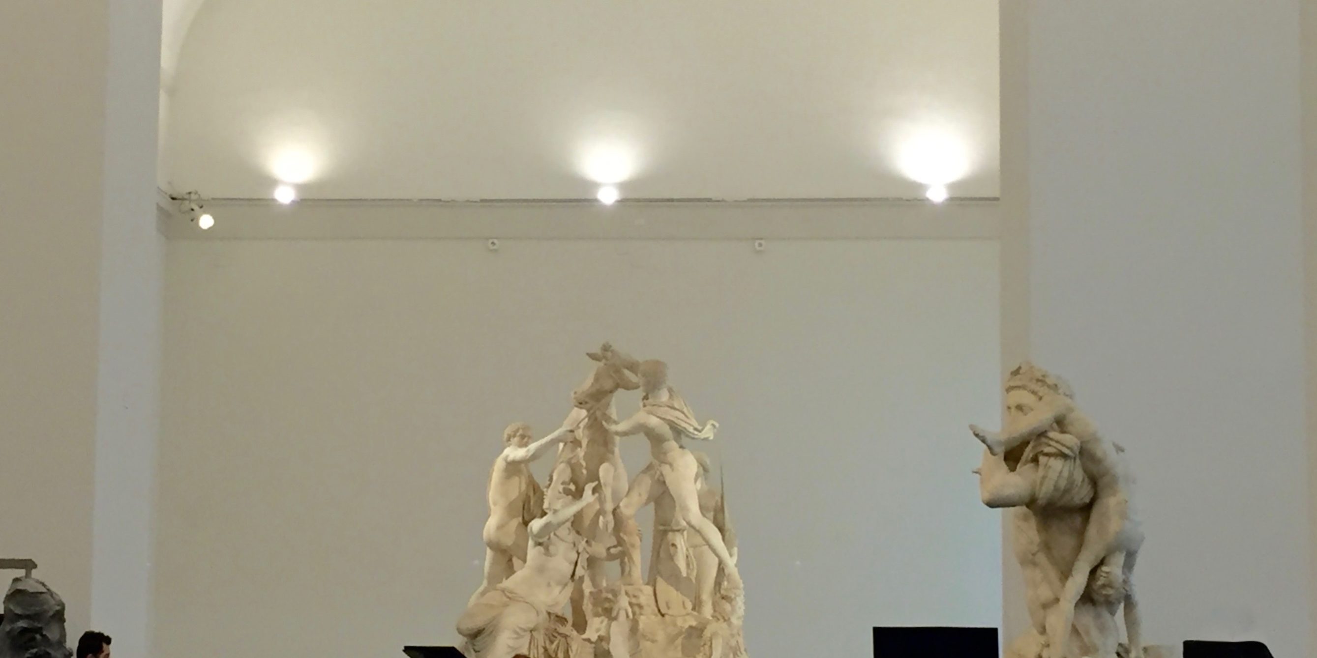 Museo Archeologico di Napoli Museo Archeologico di Napoli